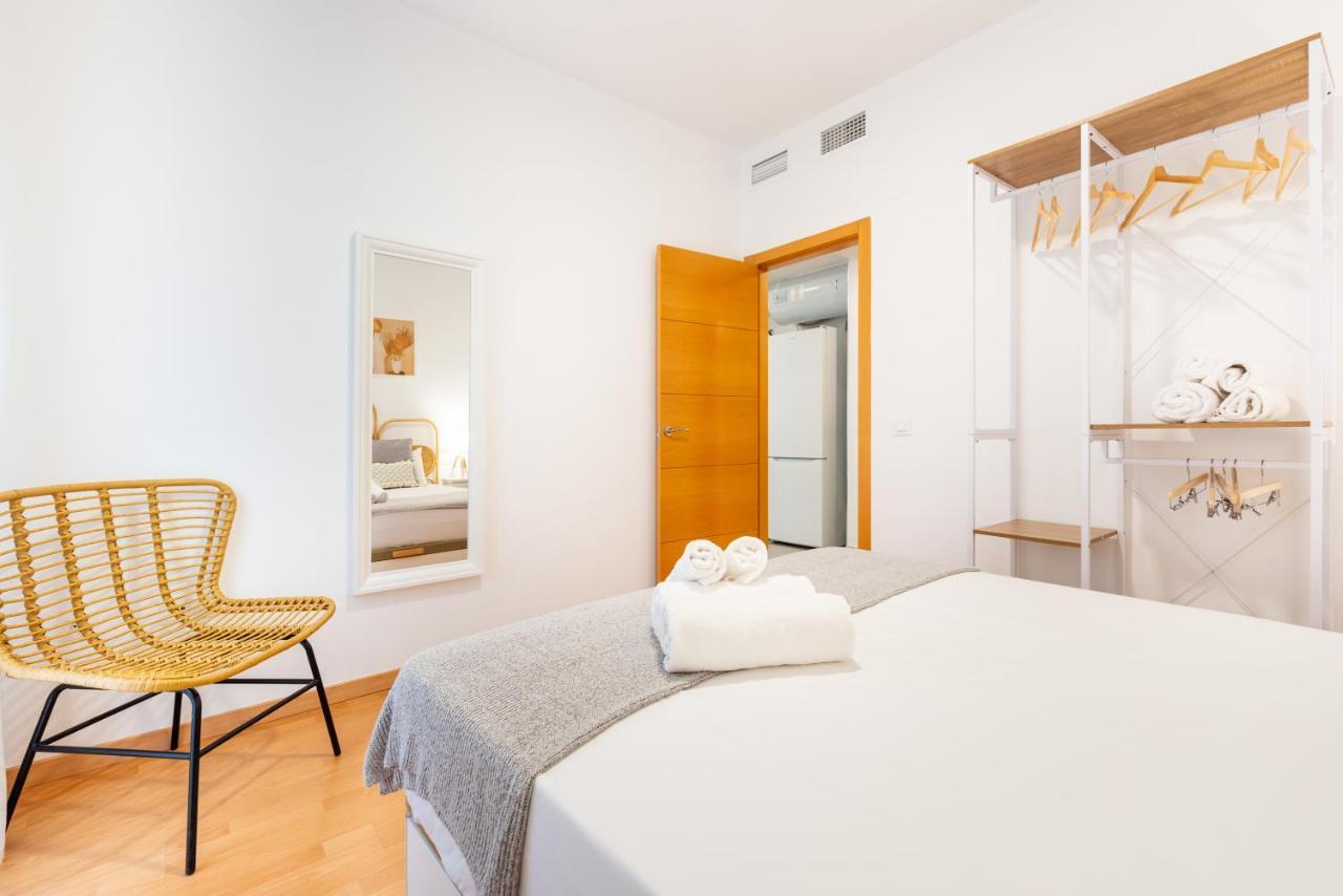 Wintowinrentals Superb New-Look Apartment Малага Экстерьер фото