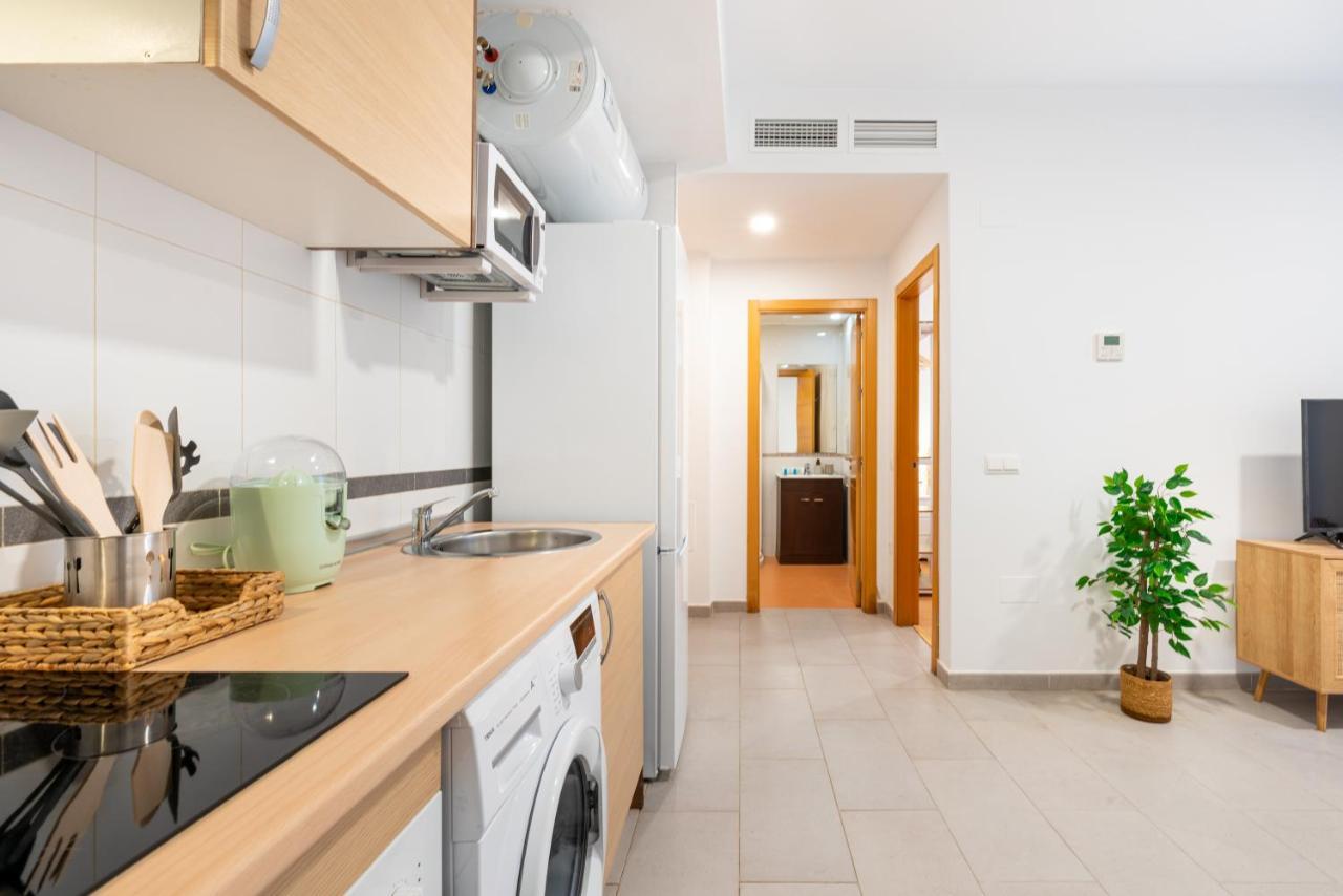 Wintowinrentals Superb New-Look Apartment Малага Экстерьер фото
